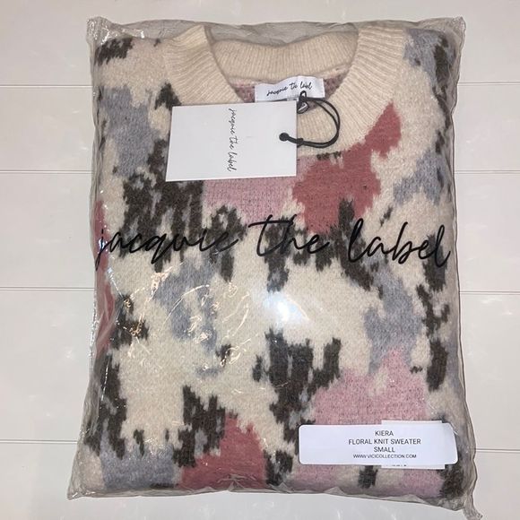 VICI Collection Kiera Floral Knit Sweater - Picture 2 of 4